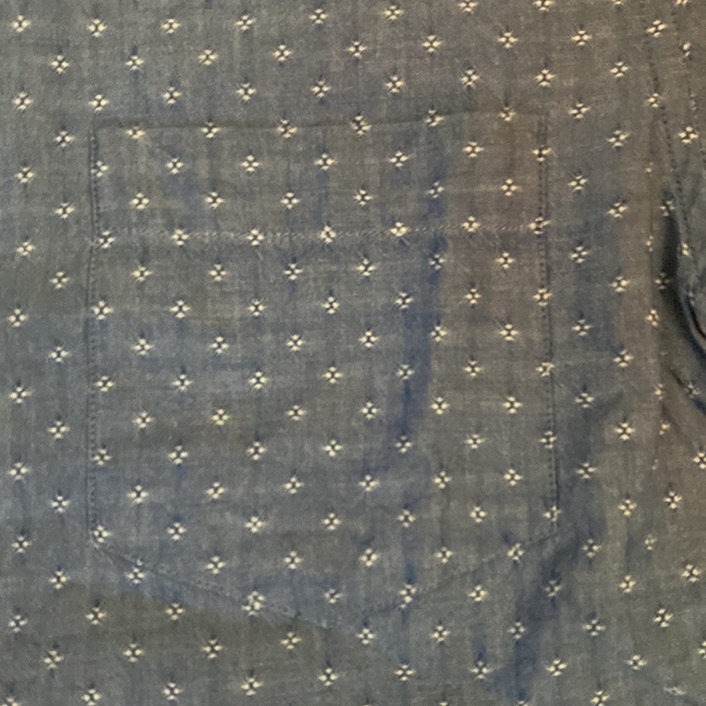 🥭 (4 for $15)Top man Button Down Boys - Picture 3 of 9